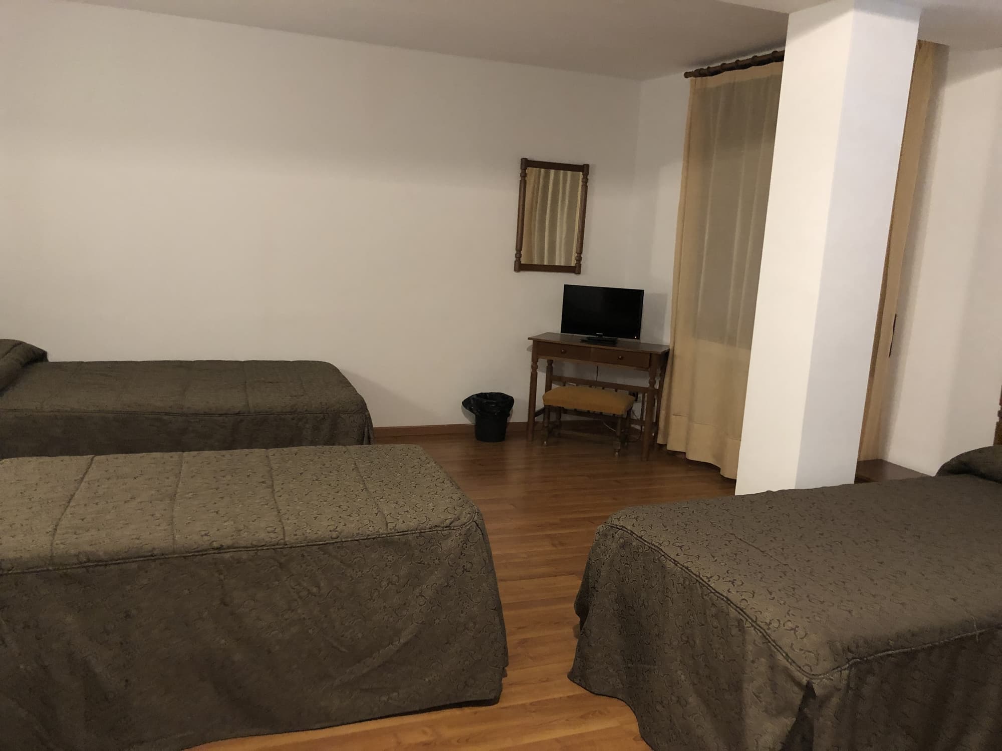 Refugi dels Isards, Room