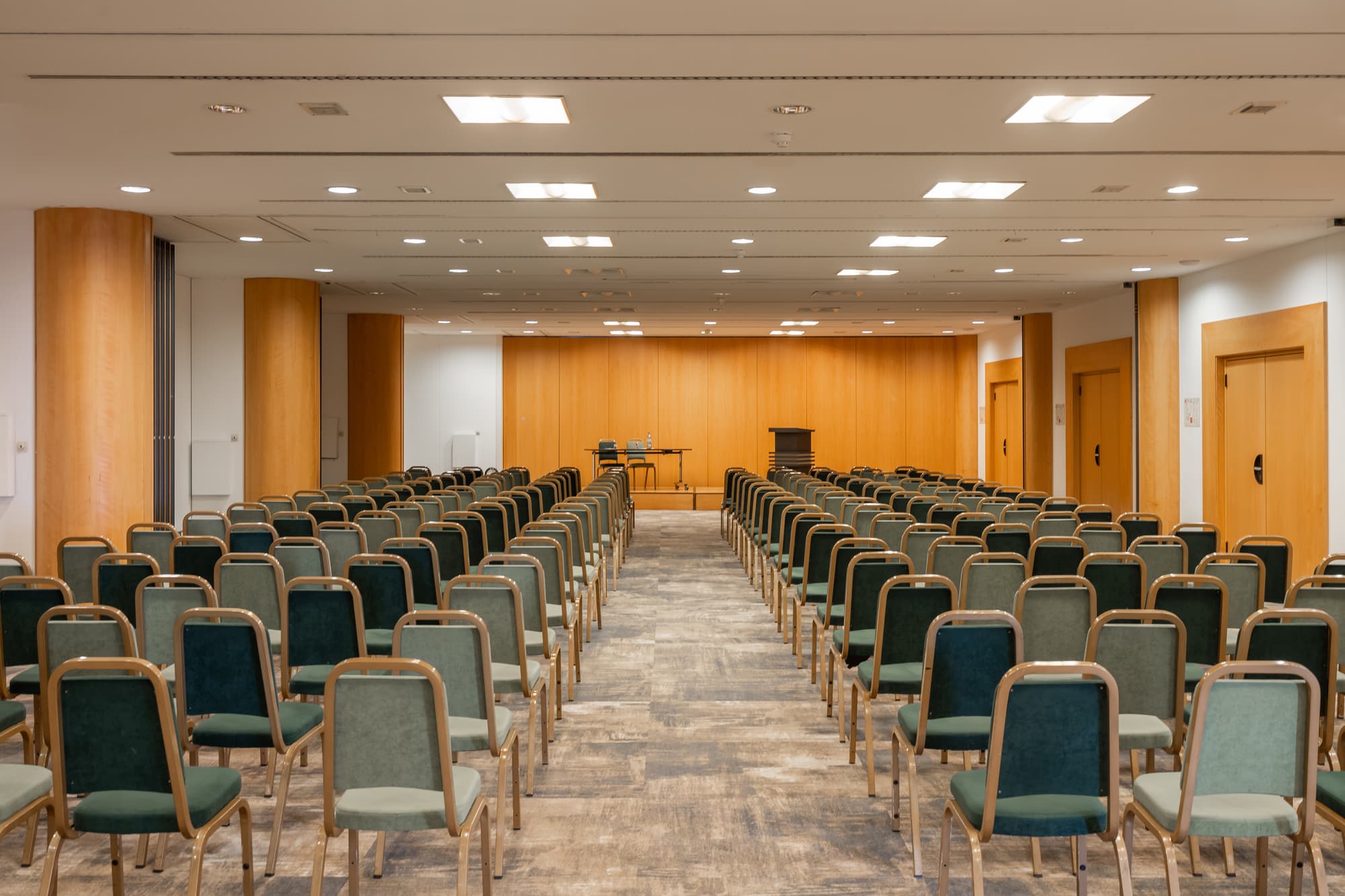 HF Fenix Lisboa, Conferences