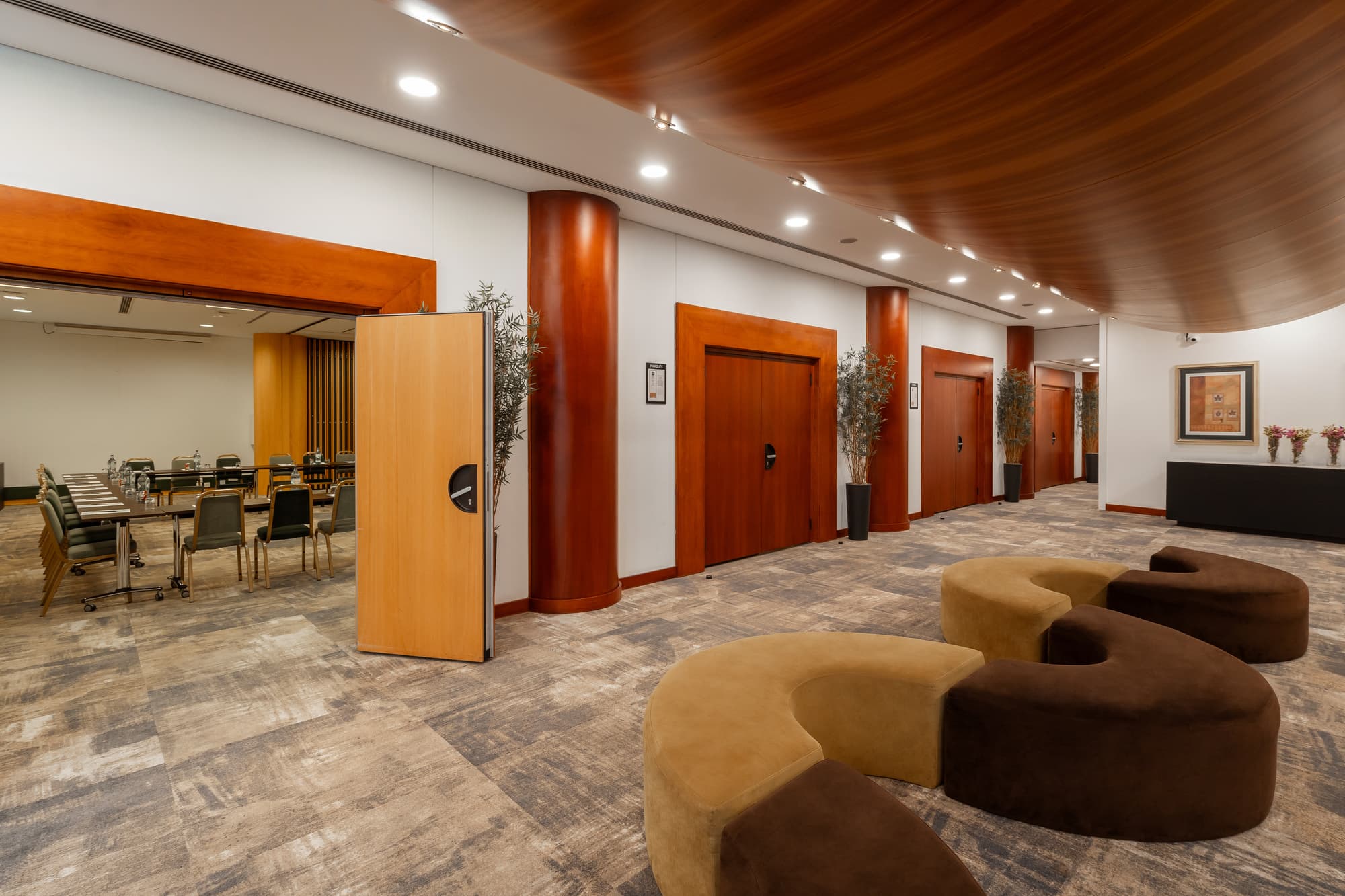 HF Fenix Lisboa, Conferences