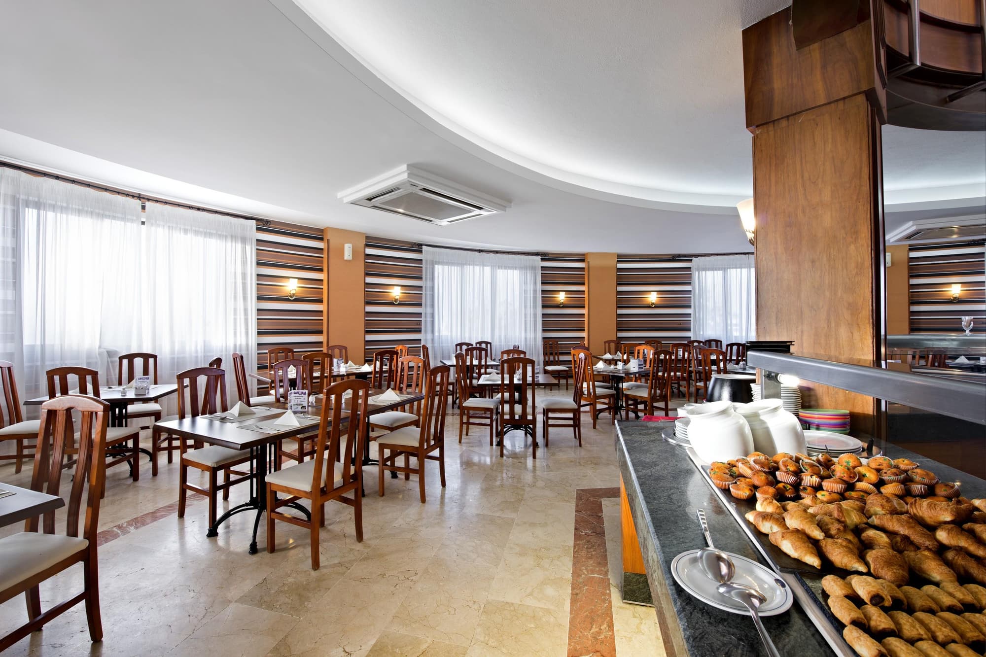 Elba Lucia Sport & Suite Hotel, Restaurant