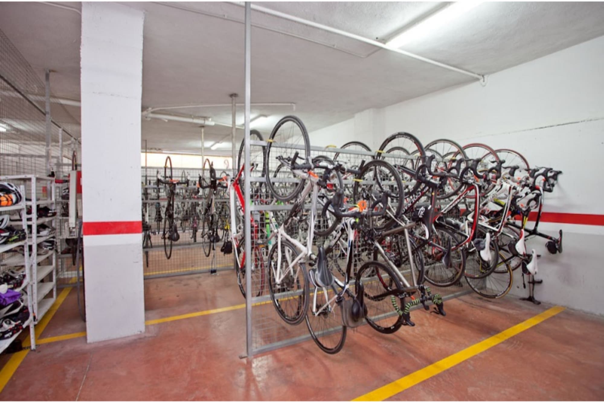 Olimar II, Sports and Entertainment