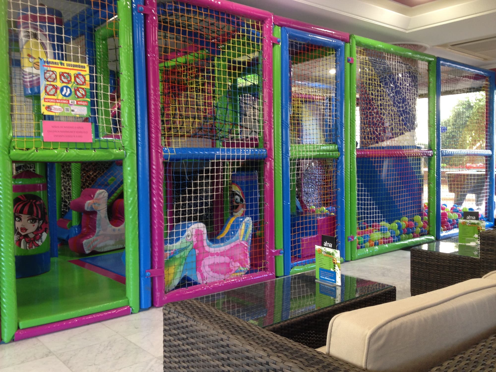 Olimar II, Sports and Entertainment