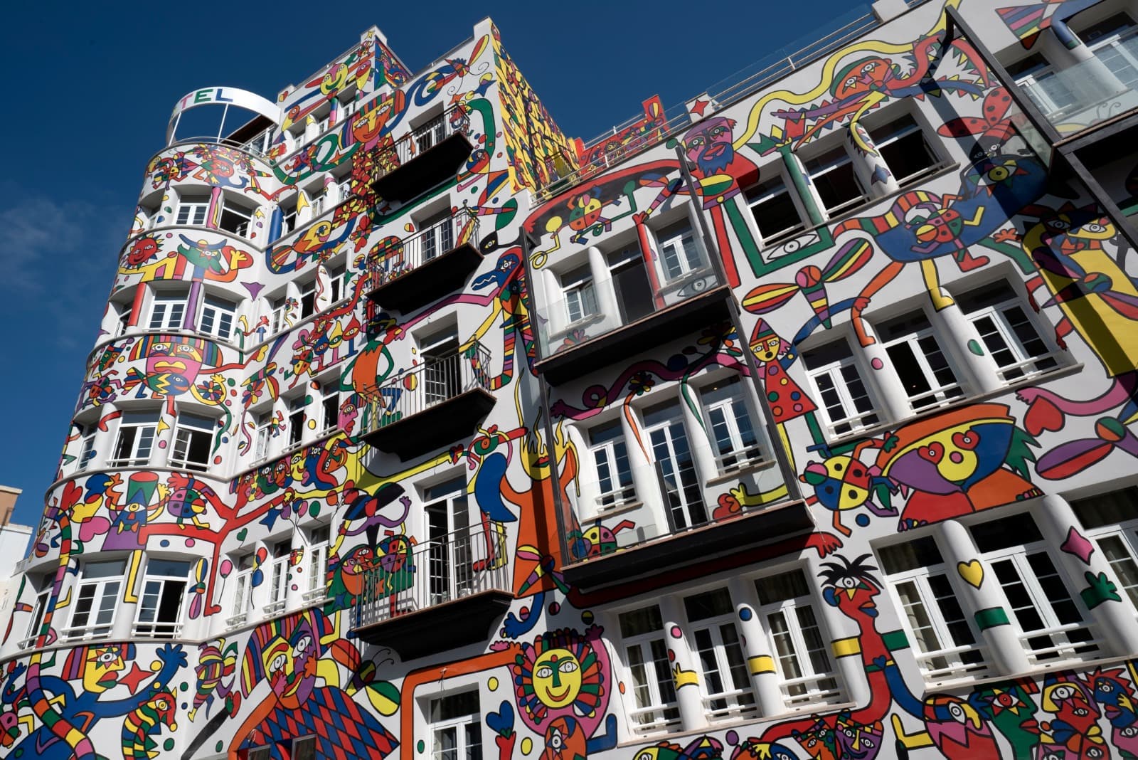 Artmadams, General view