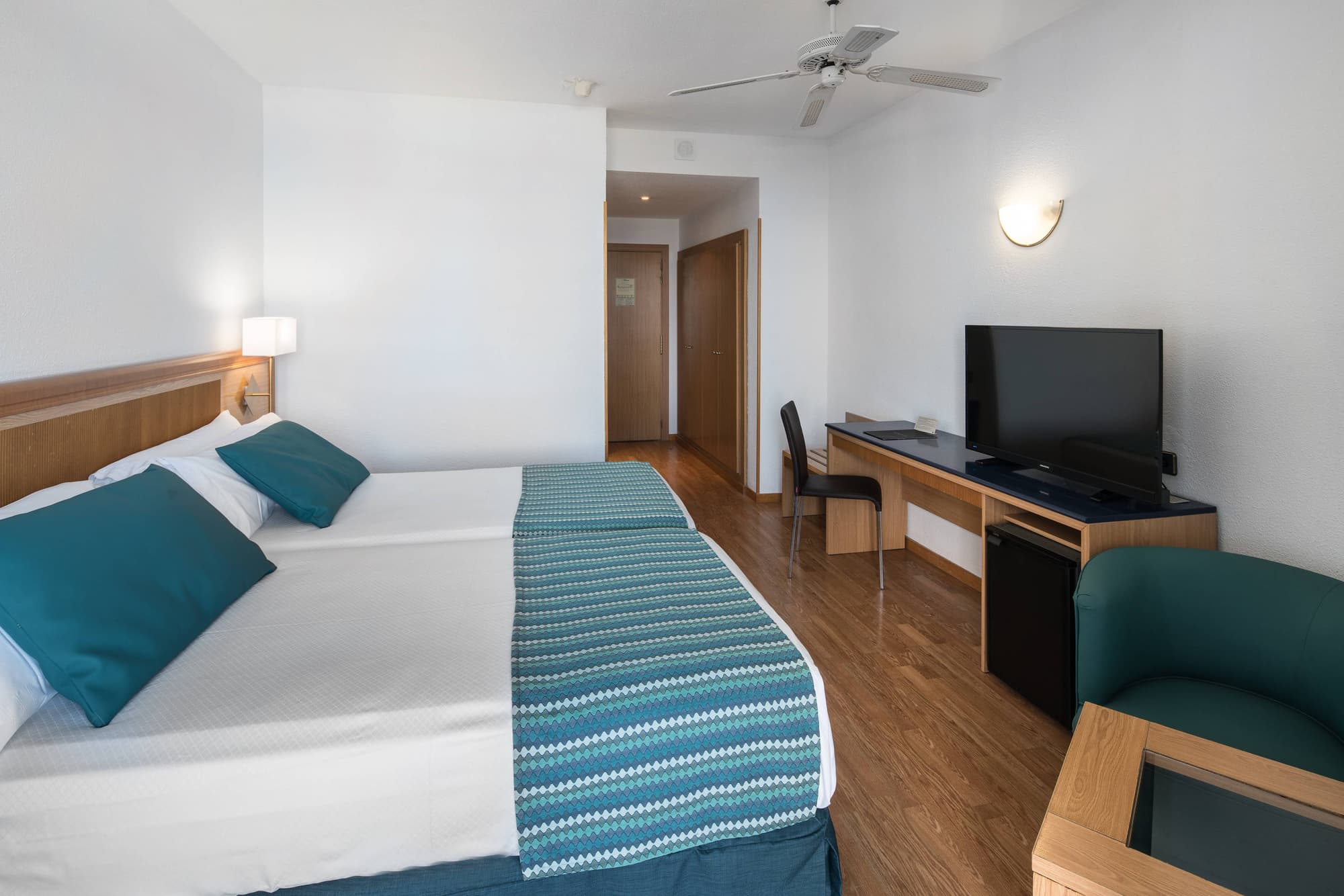 Catalonia Las Vegas Adults Only, Room