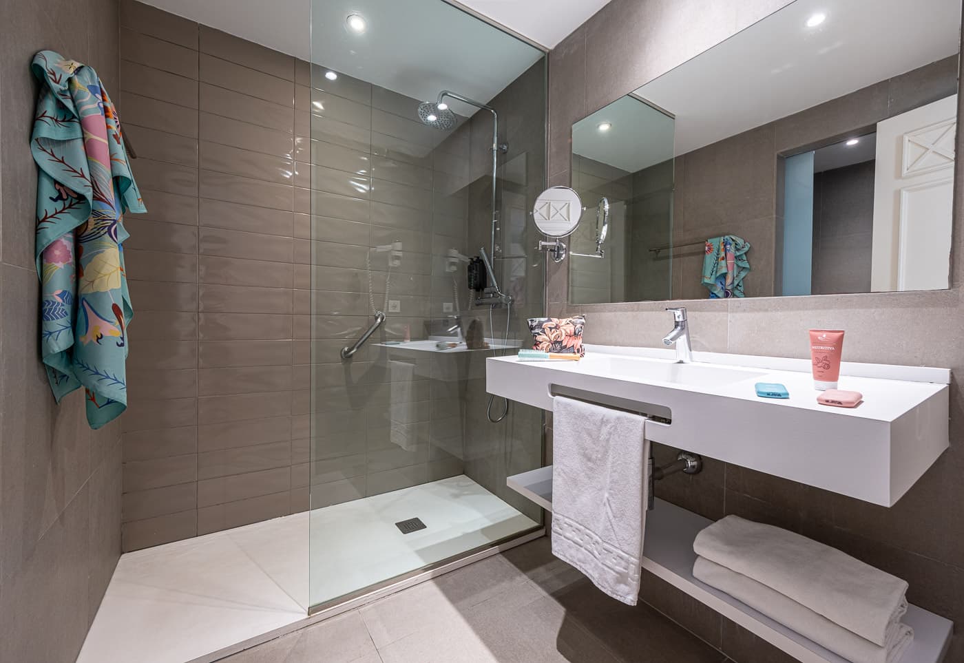 Estival Torrequebrada, Room