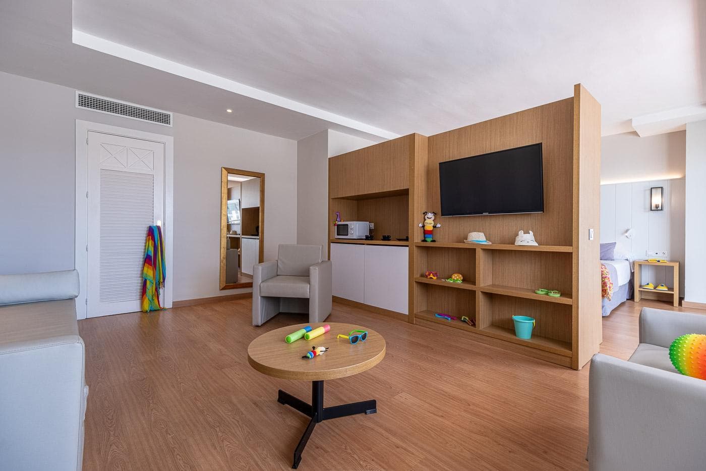 Estival Torrequebrada, Room