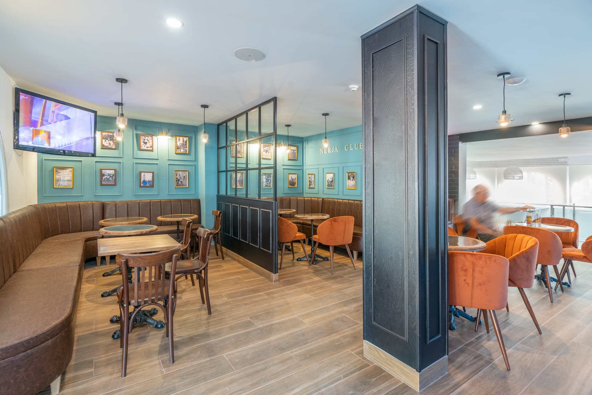 Nerja Club by Dorobe, Bar