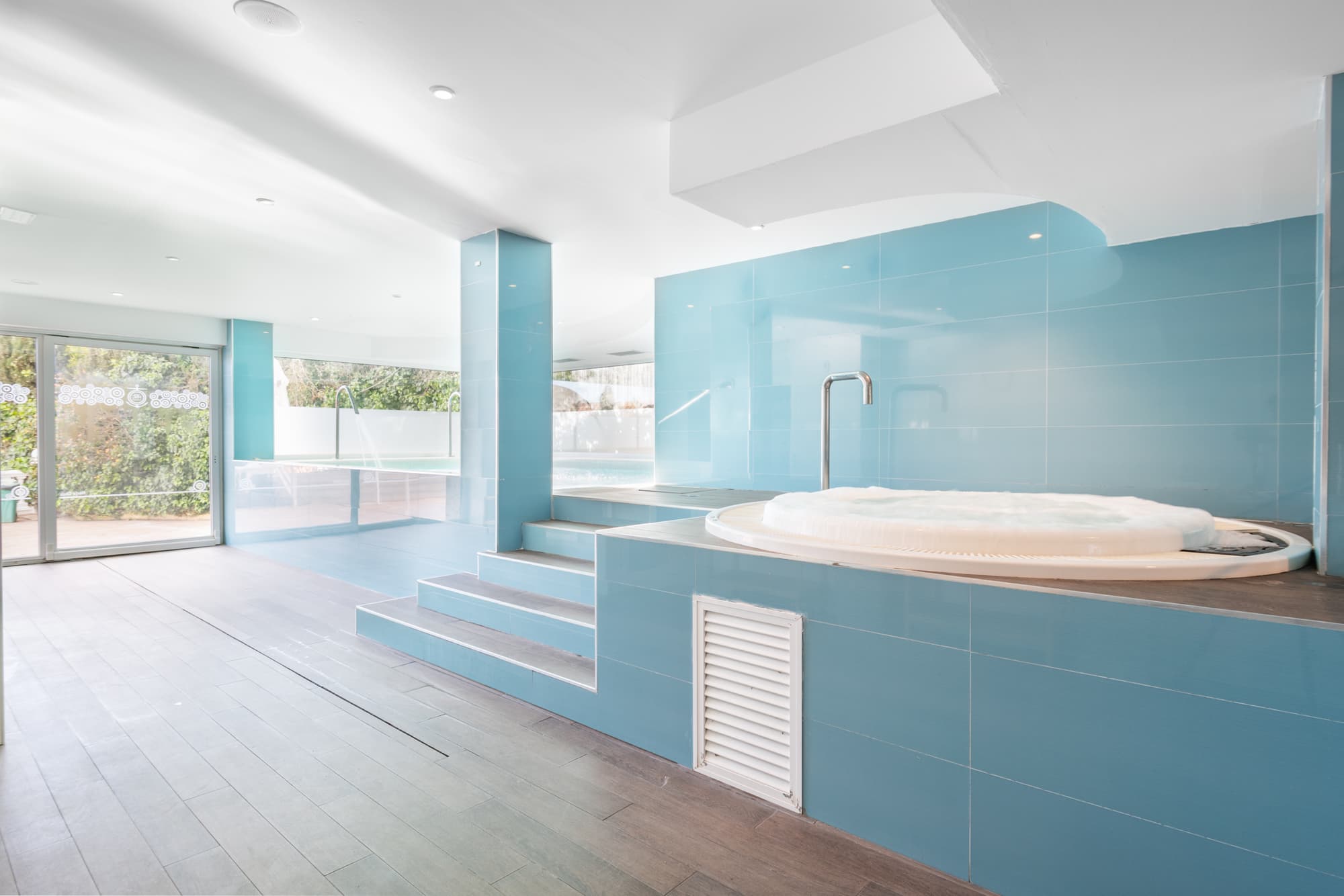 Nerja Club by Dorobe, Pool