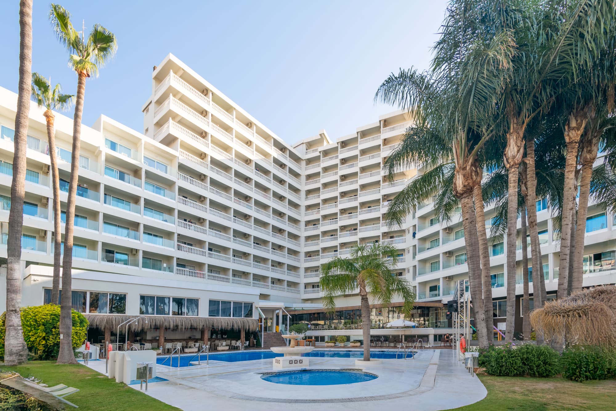 Hotel Parasol by Dorobe, General view