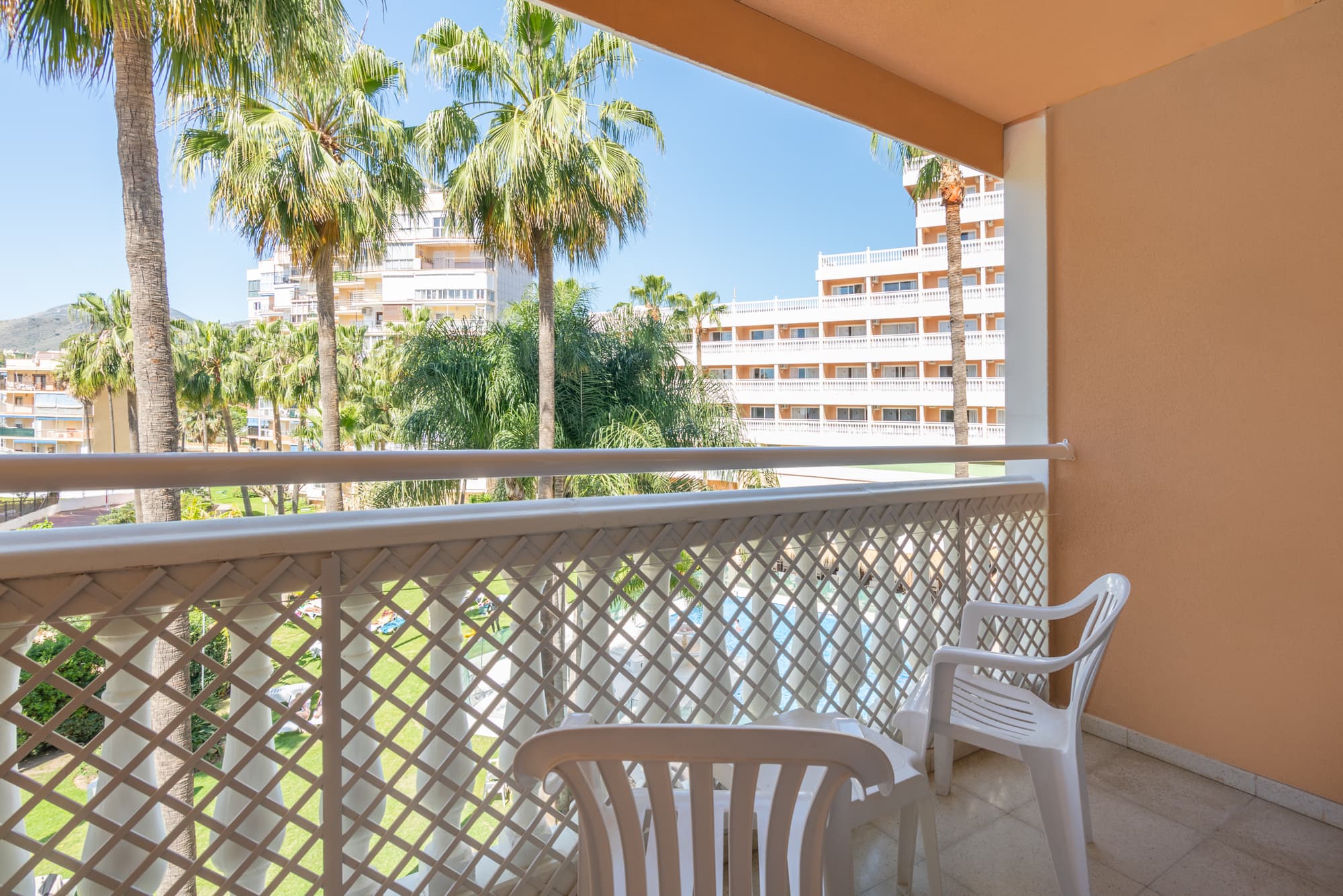 Hotel Parasol by Dorobe, Room