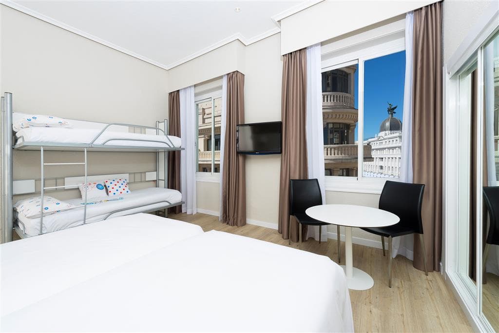 Hotel Madrid Gran Via 25 Affiliated by Melià, Room
