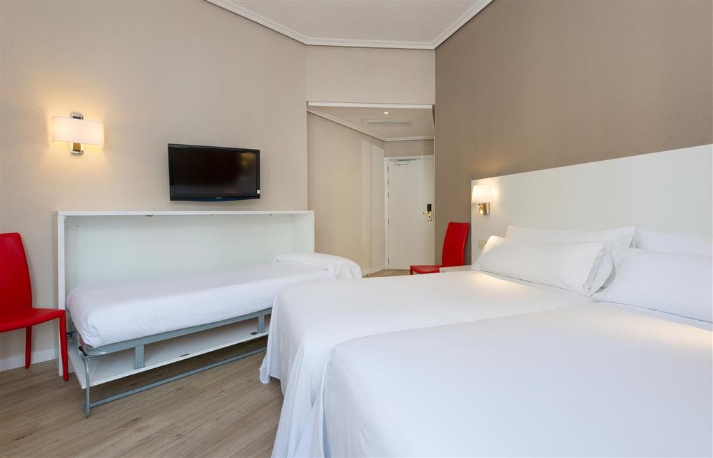 Hotel Madrid Gran Via 25 Affiliated by Melià, Room