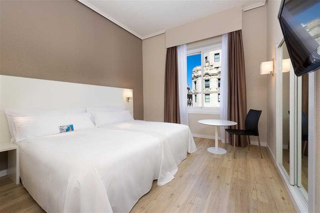 Hotel Madrid Gran Via 25 Affiliated by Melià, Room