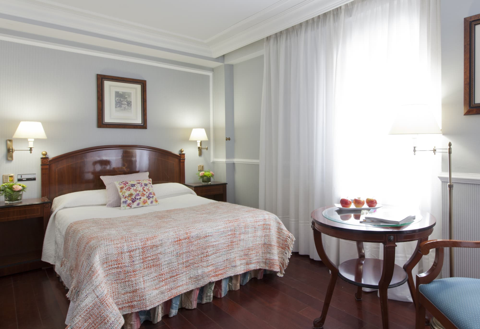 Rice Reyes Católicos, Room