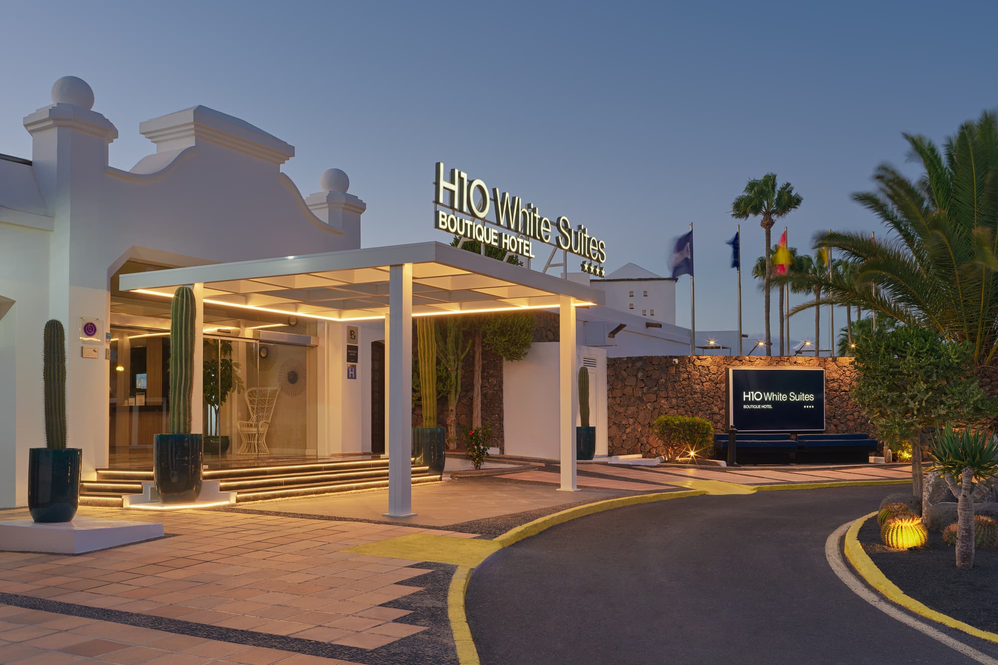 H10 White Suites Boutique Hotel - Adults Only, General view