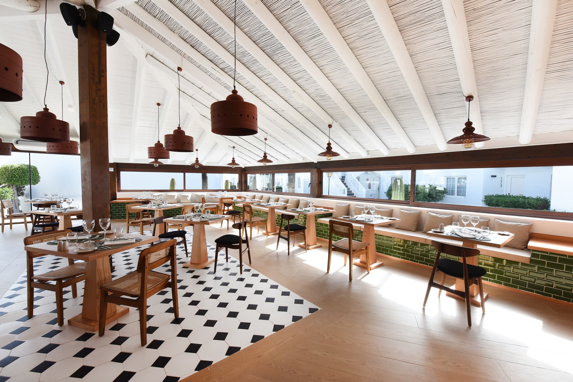 H10 White Suites Boutique Hotel - Adults Only, Restaurant