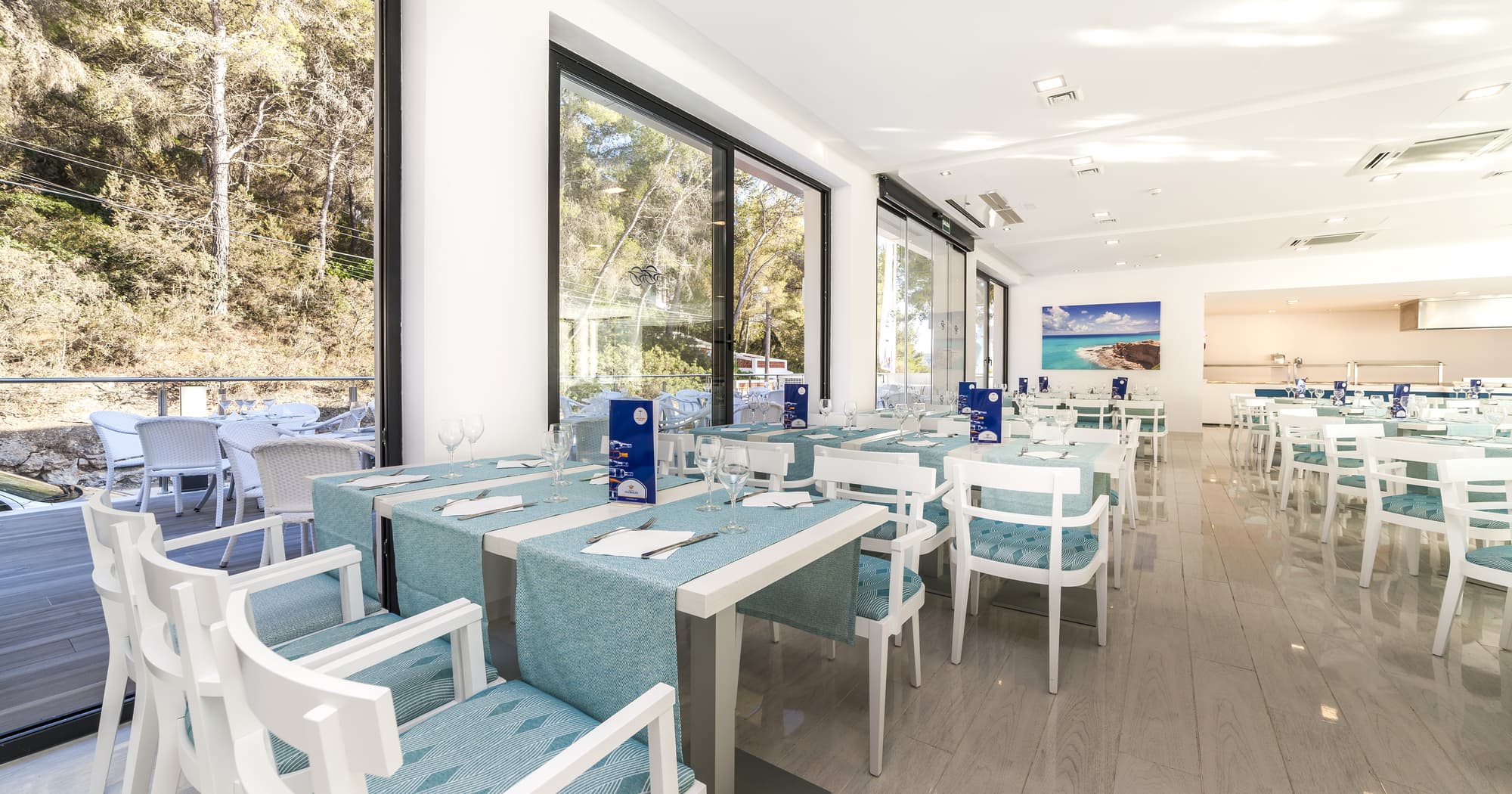 Globales Montemar, Restaurant