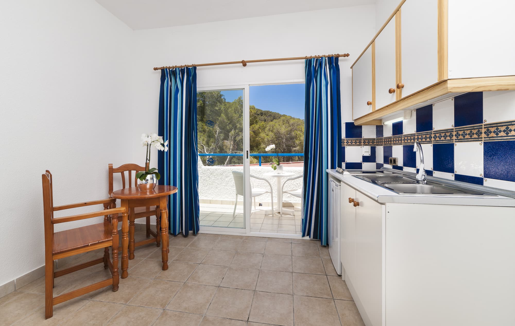 Globales Montemar, Room