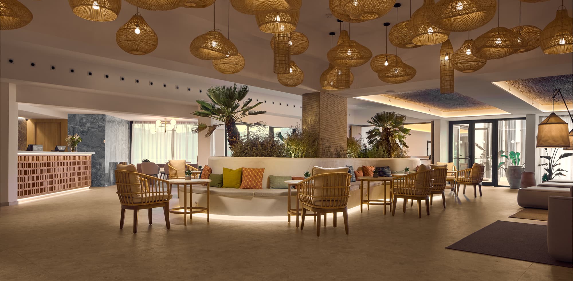 Cala San Miguel Hotel Ibiza, Curio Collection By H, Lobby