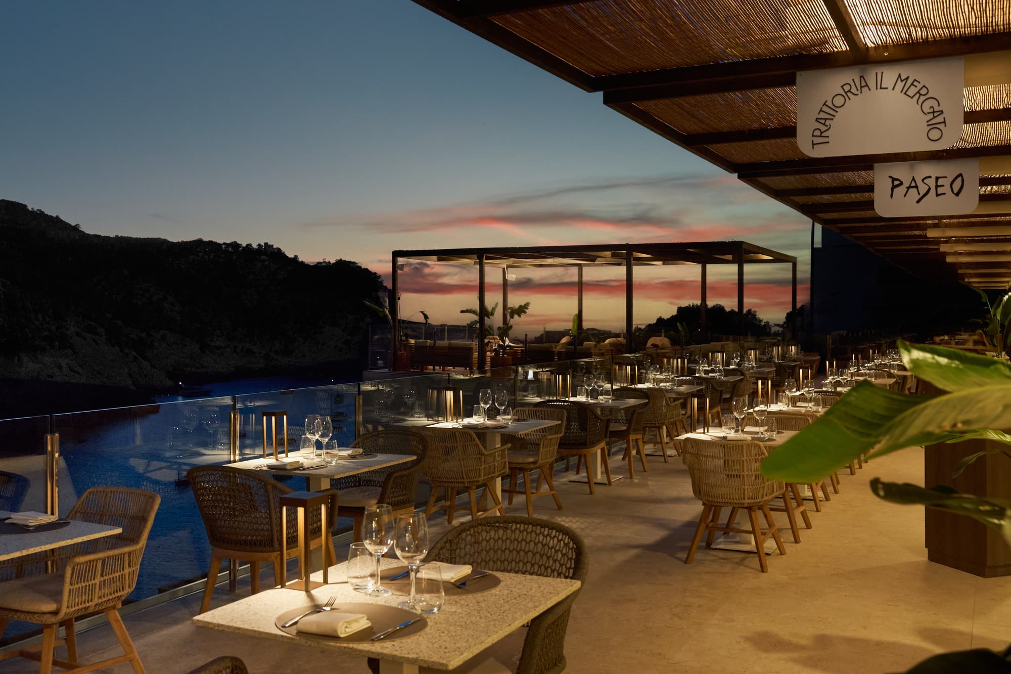 Cala San Miguel Hotel Ibiza, Curio Collection By H, Restaurant