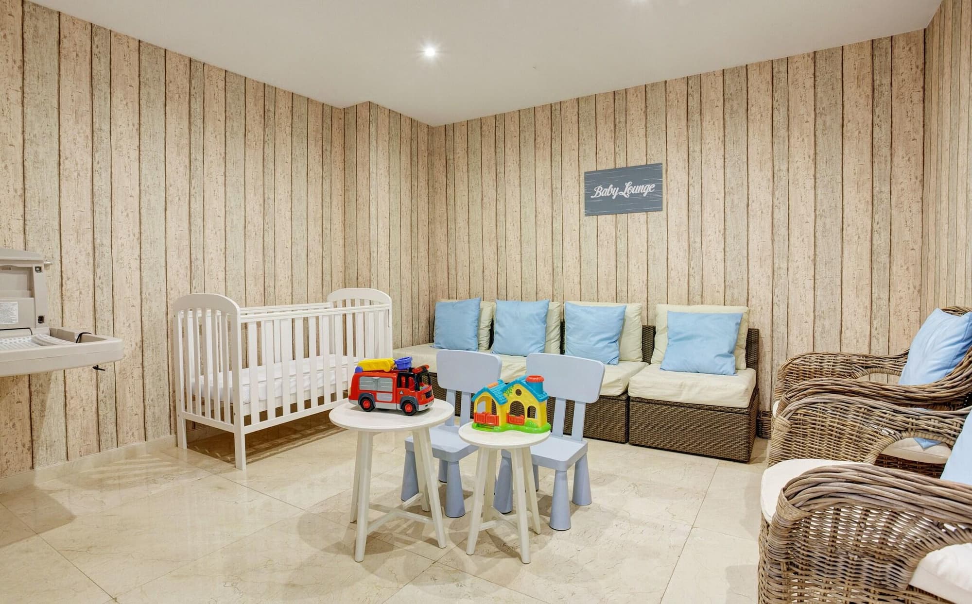 Grupotel Mar de Menorca, Sports and Entertainment