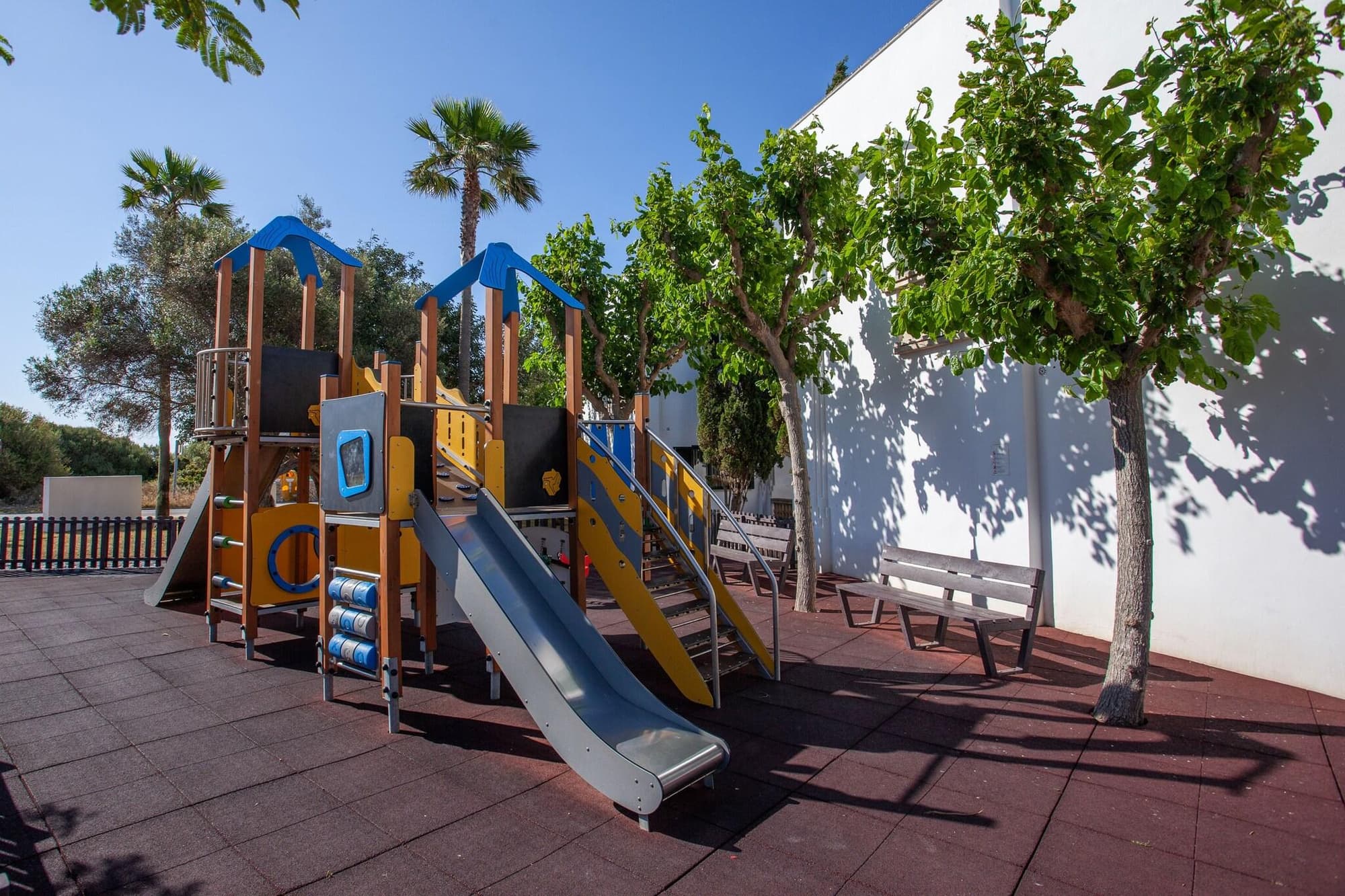 Grupotel Mar de Menorca, Sports and Entertainment