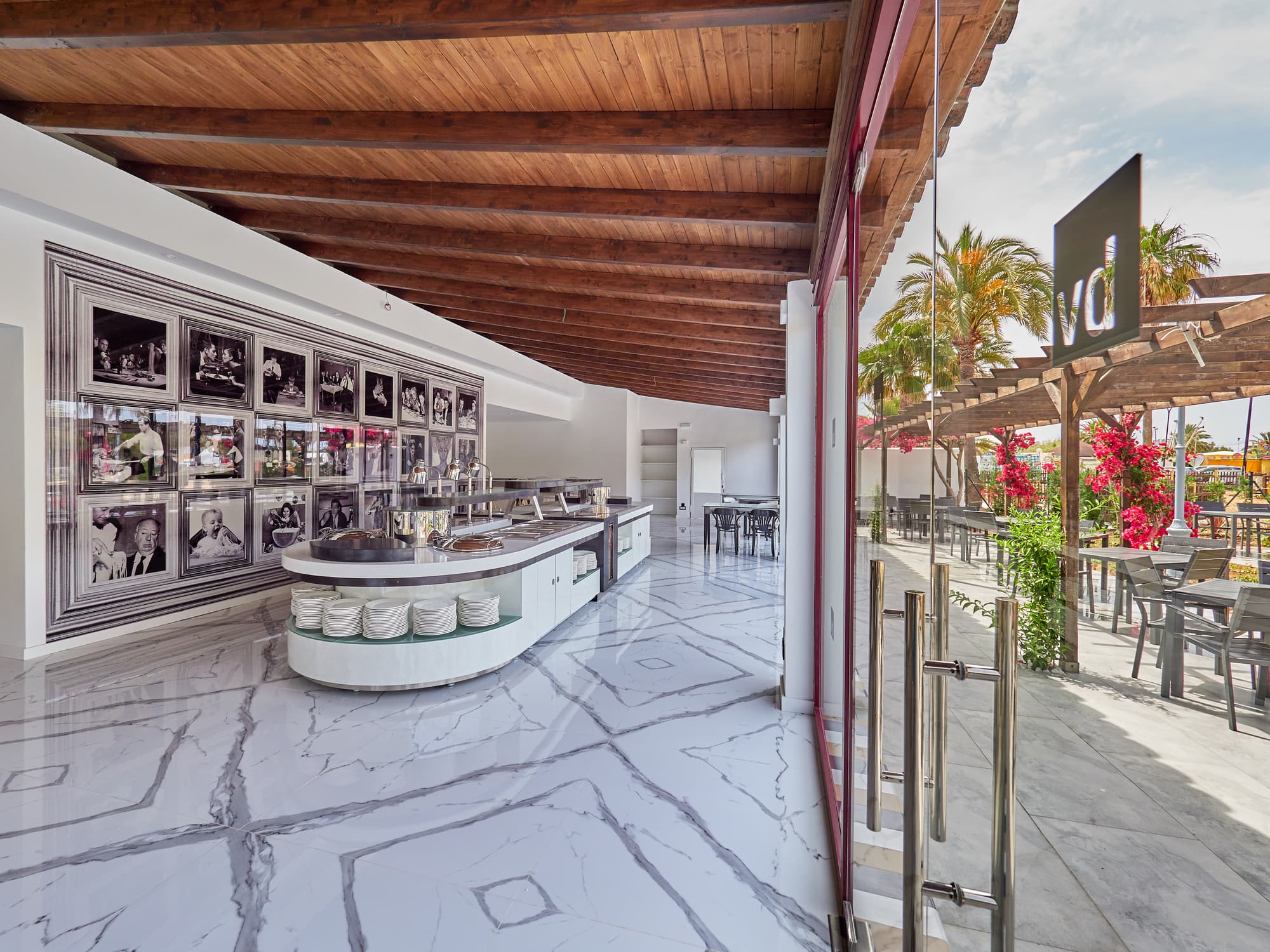 BelleVue Club, Restaurant