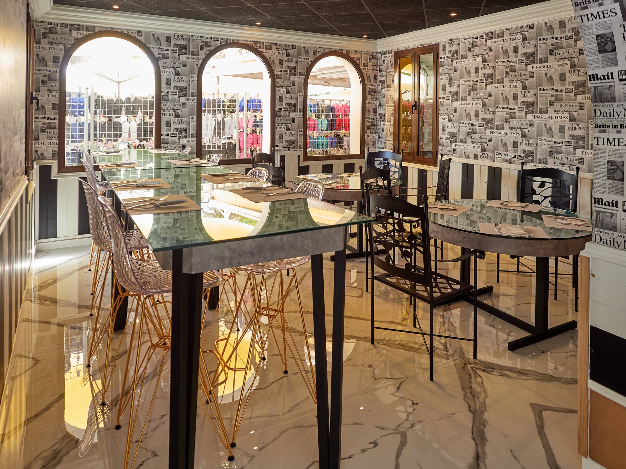 BelleVue Club, Restaurant