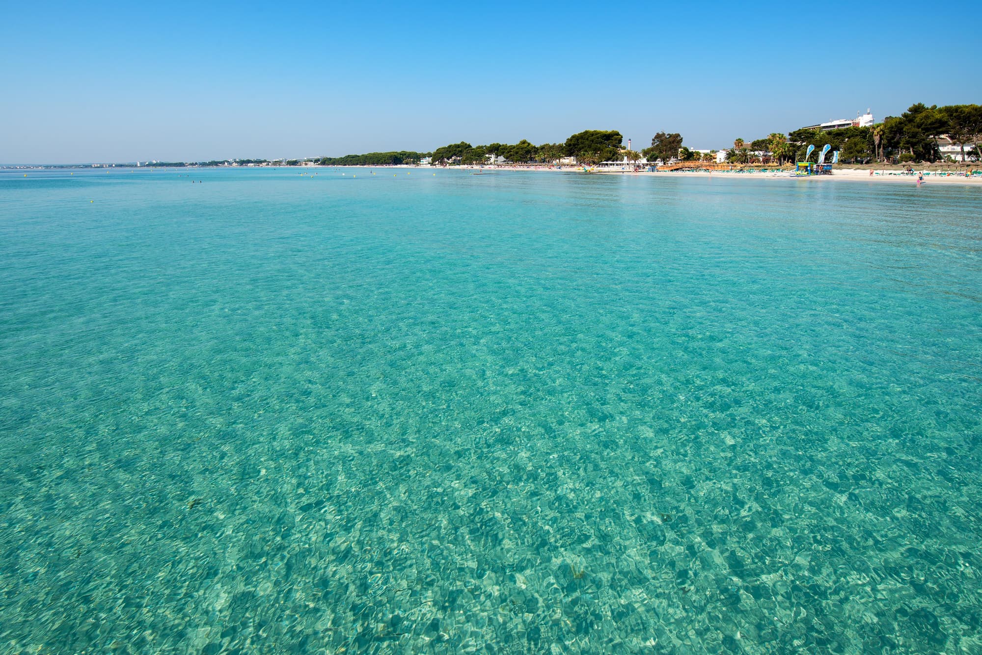 BelleVue Club, Beach