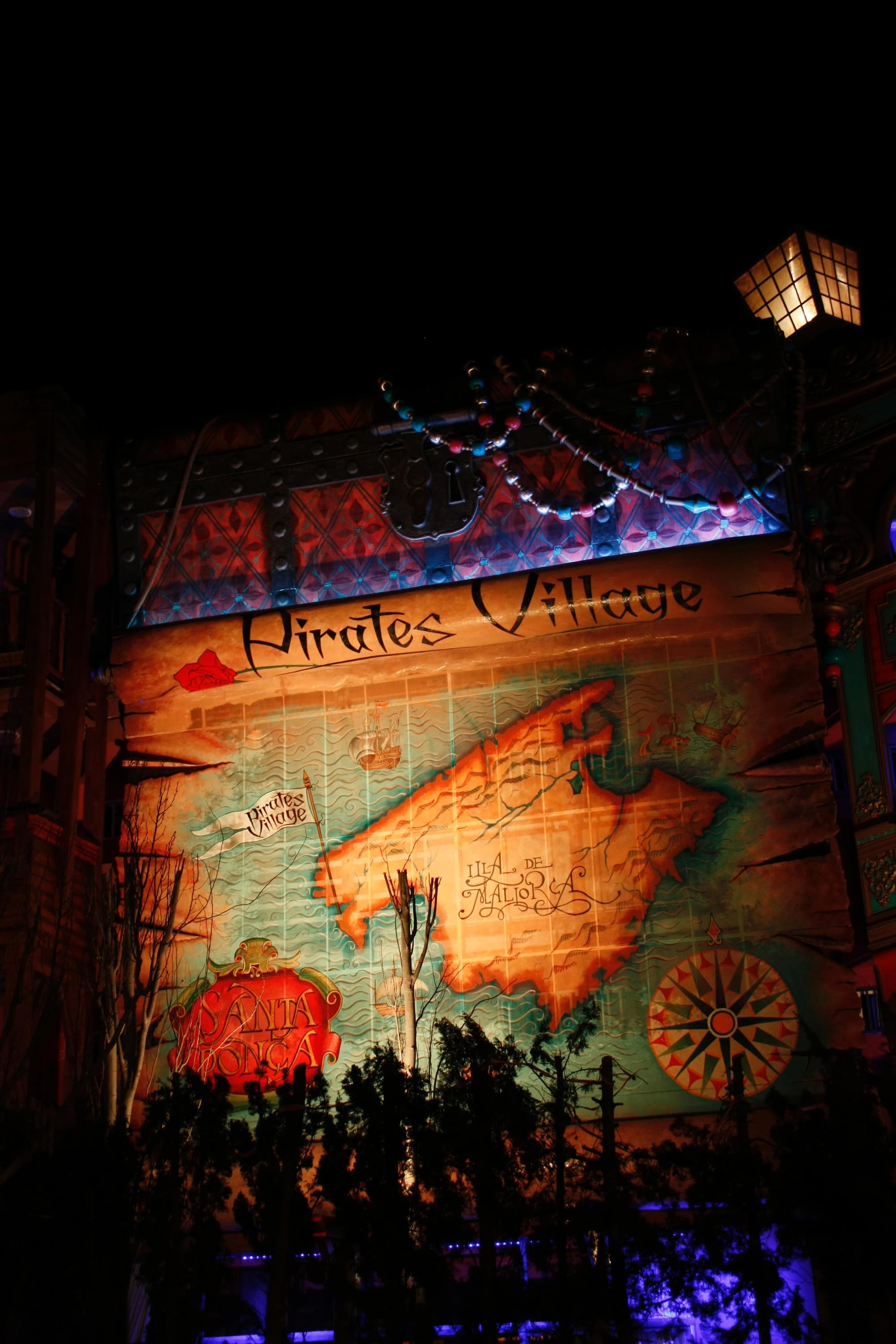 Pirates Village, General view