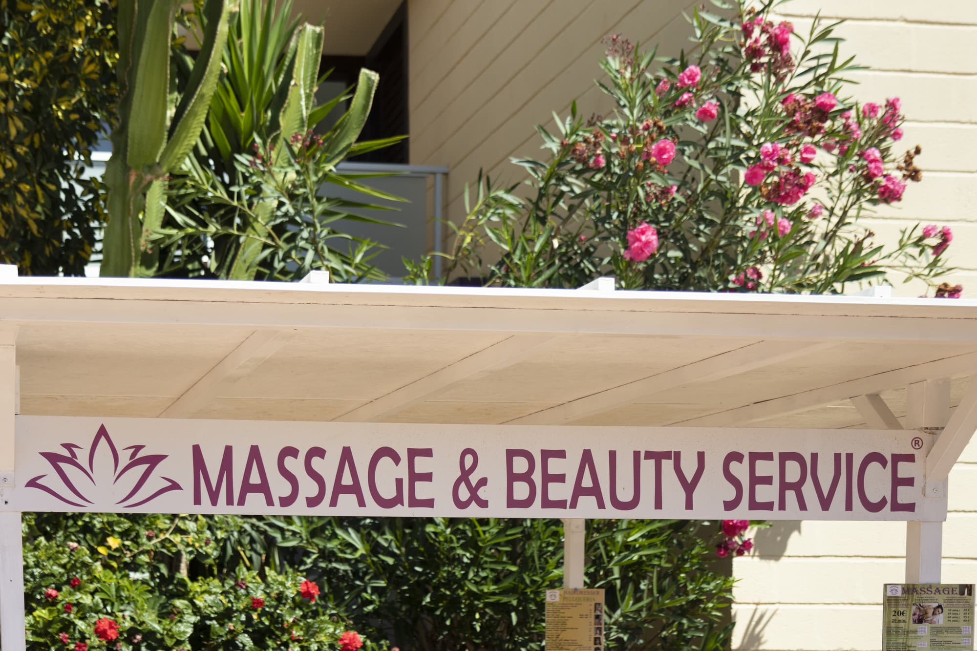 Hotel Palia Don Pedro, Sports and Entertainment