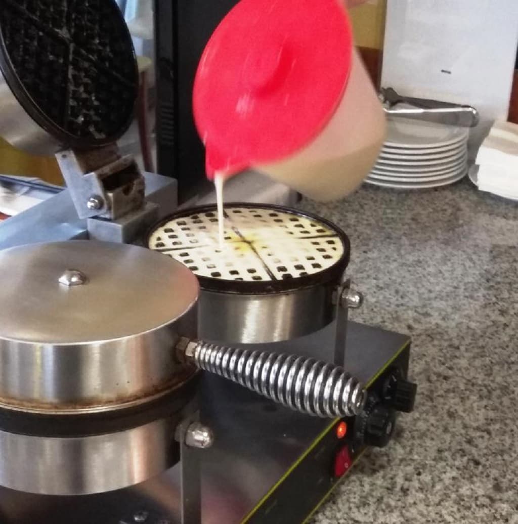 Fenals Garden, Restaurant