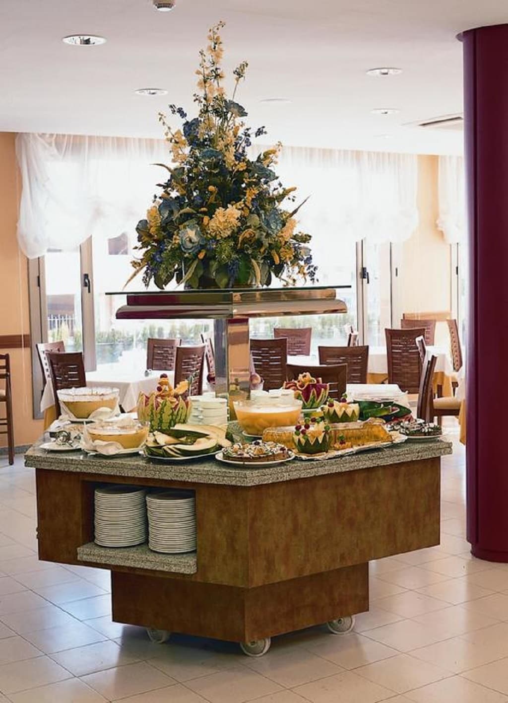 Fenals Garden, Restaurant