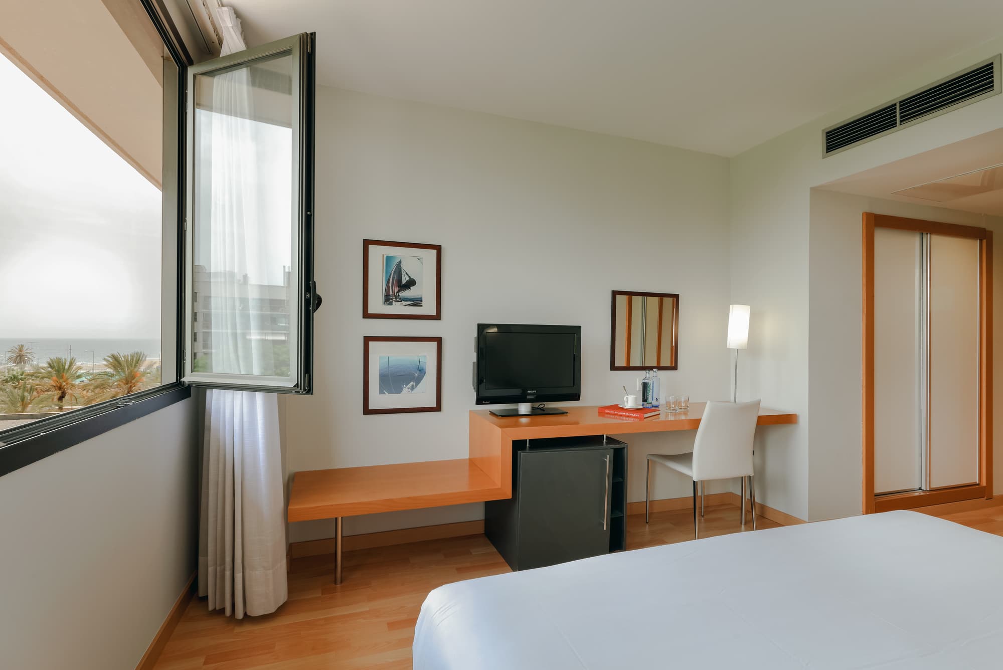 Catalonia Barcelona Beach, Room