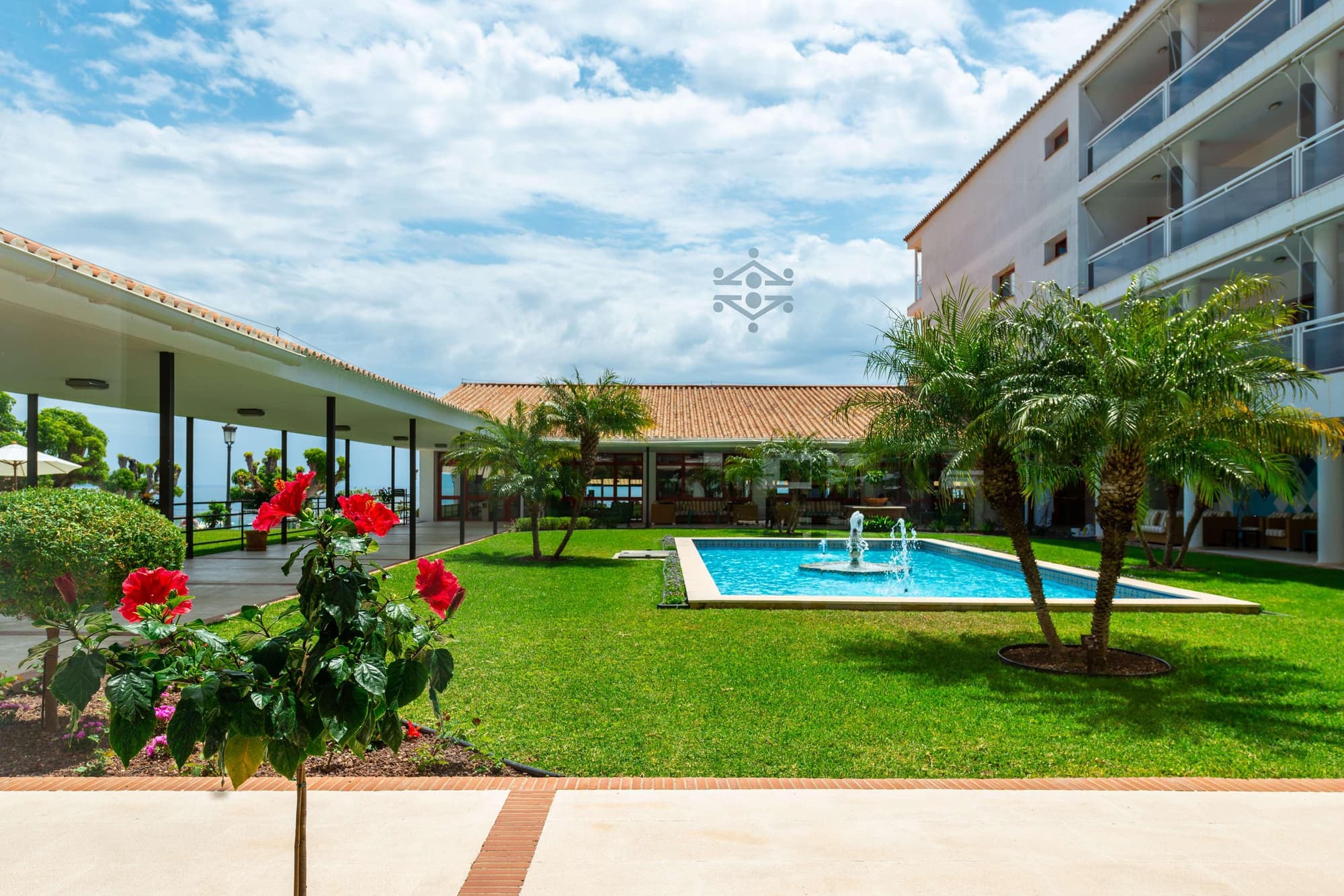 Parador de Nerja, Pool