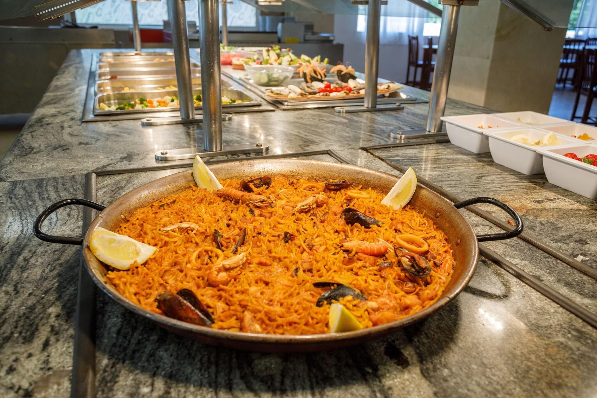 Tres Anclas, Restaurant