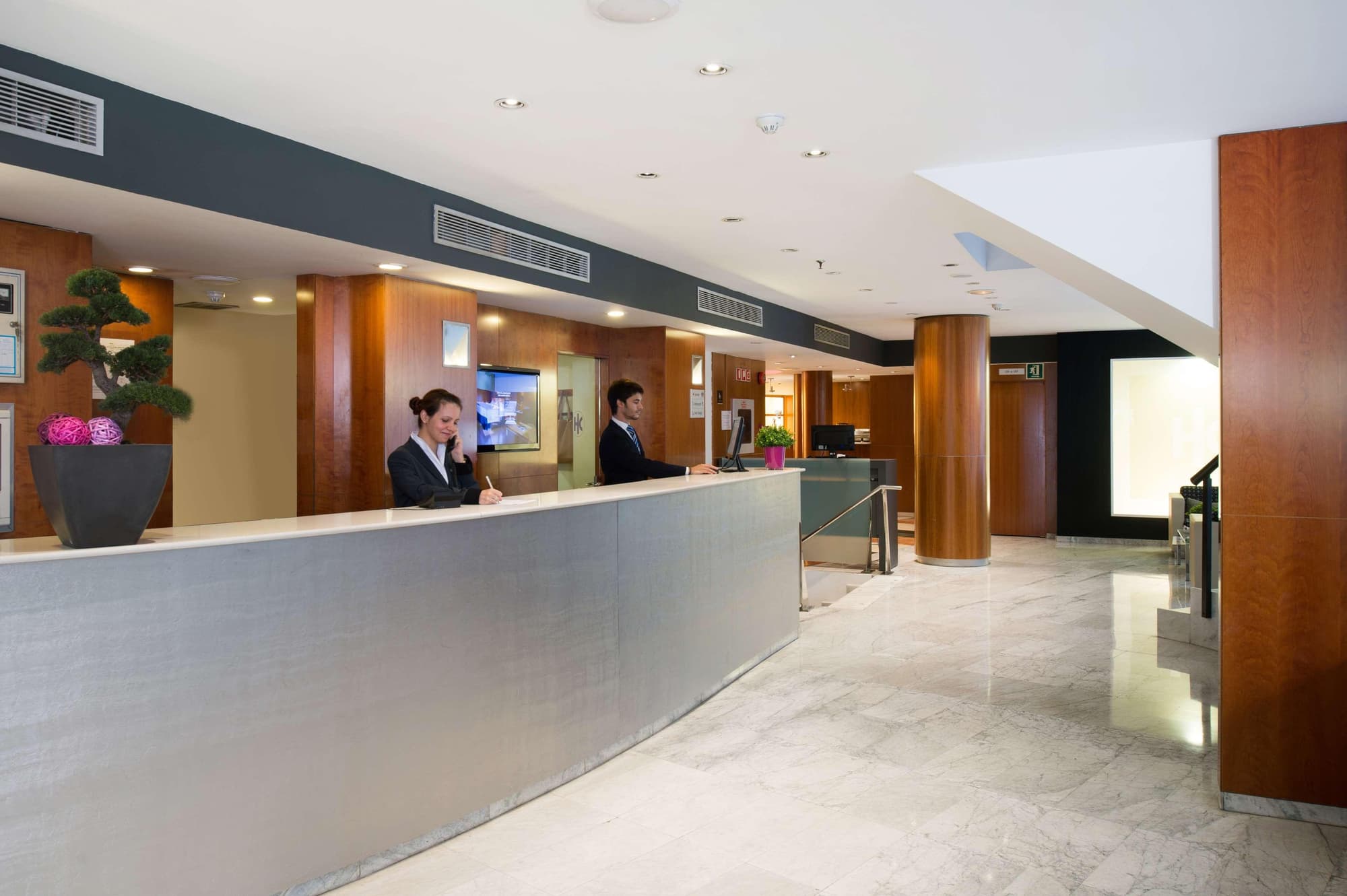 Catalonia Barcelona 505, Lobby