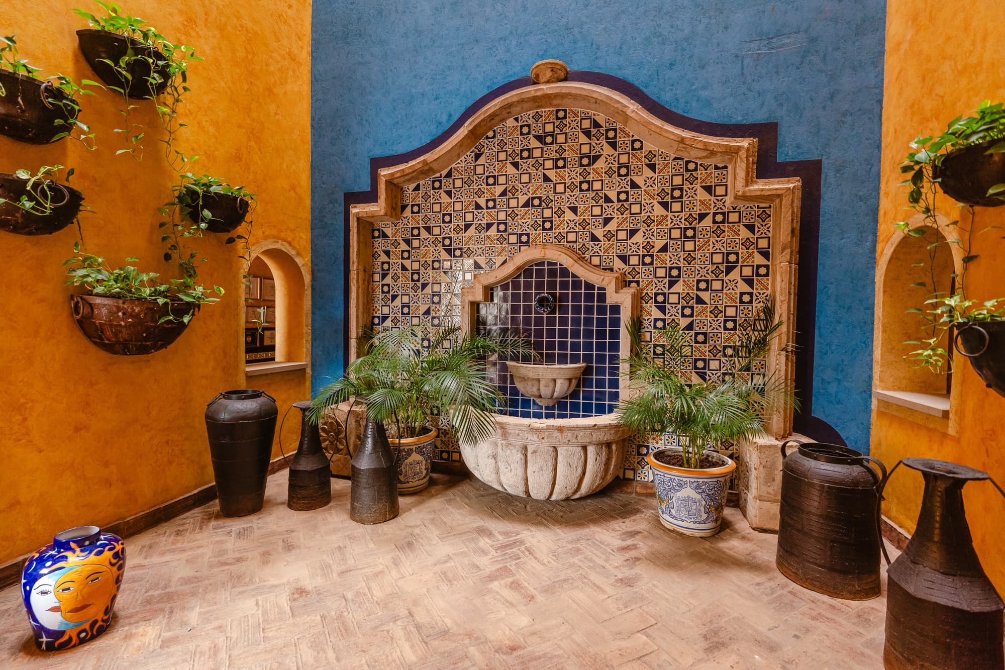 Europe Villa Cortes, Lobby