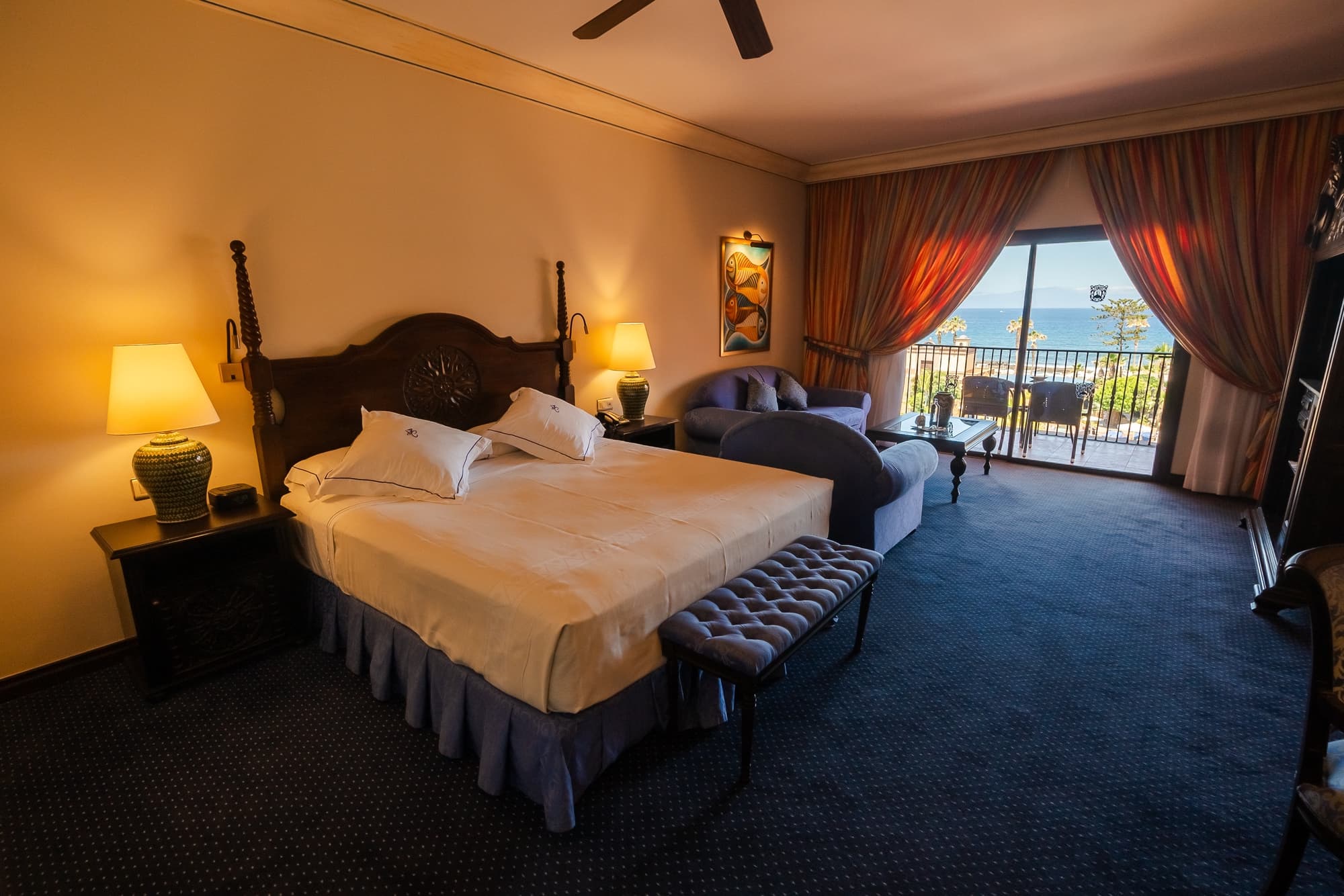 Europe Villa Cortes, Room