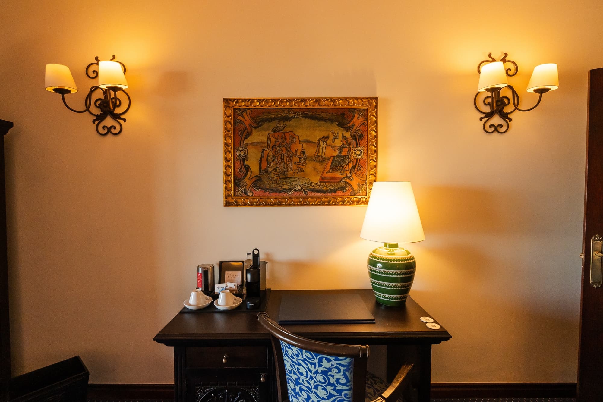 Europe Villa Cortes, Room