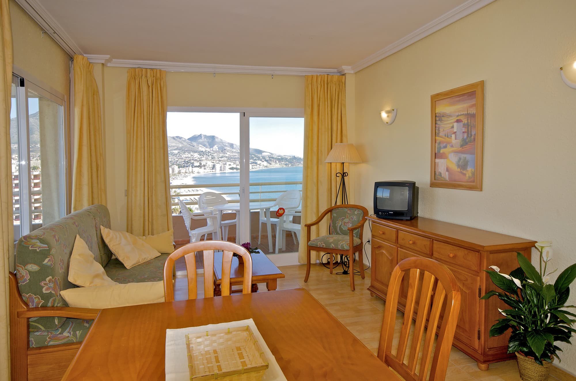 Apartamentos Stella Maris Marcari SL, Room