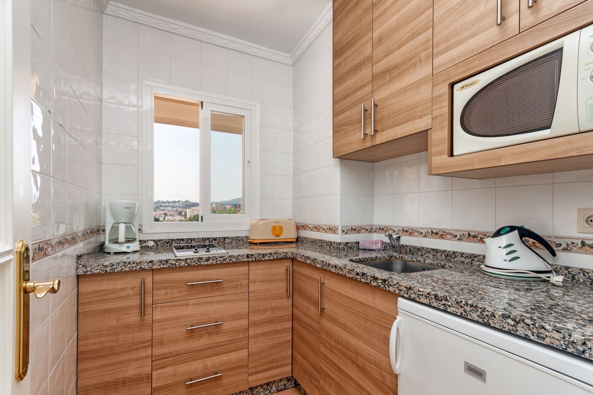 Apartamentos Stella Maris Marcari SL, Room