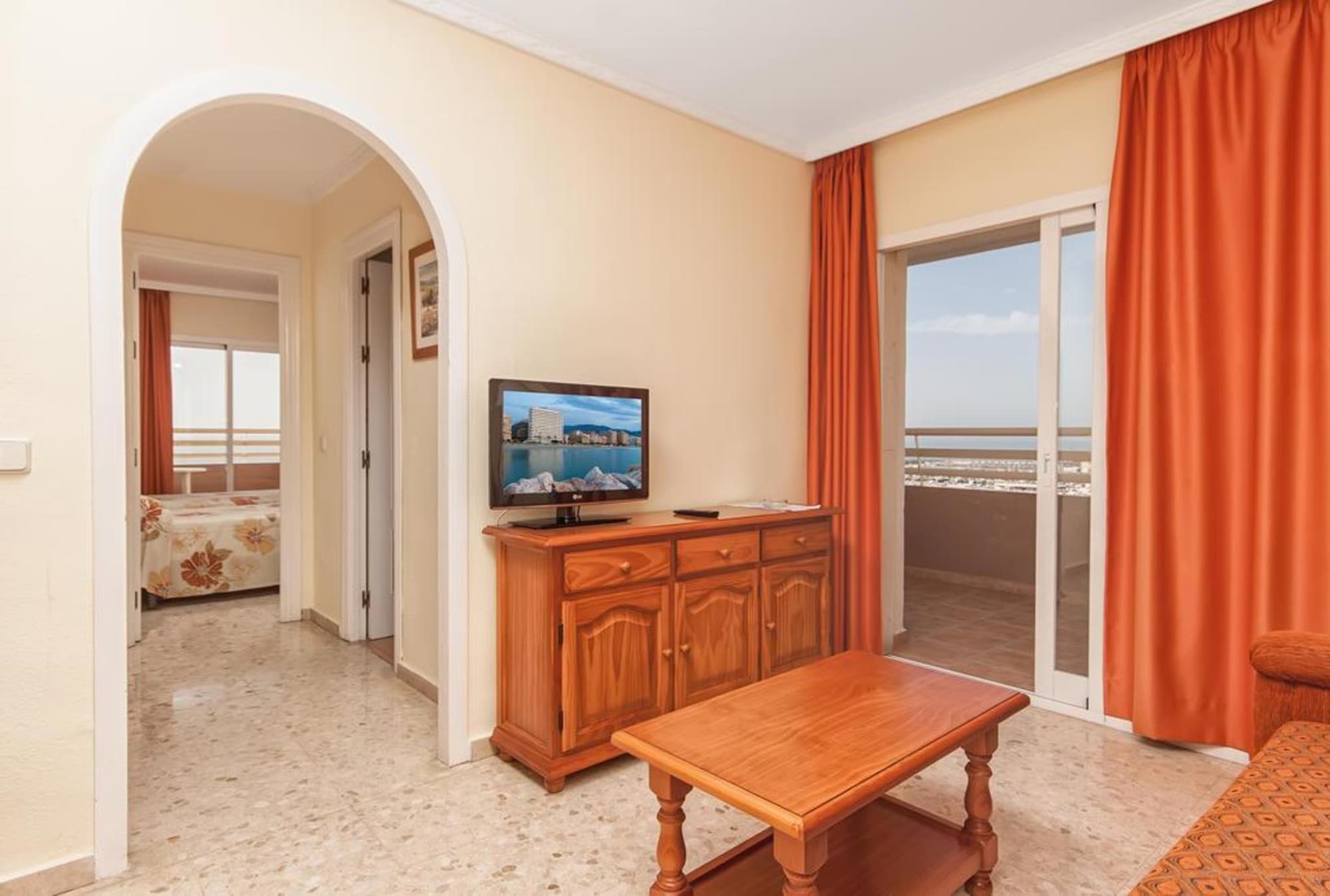 Apartamentos Stella Maris Marcari SL, Room