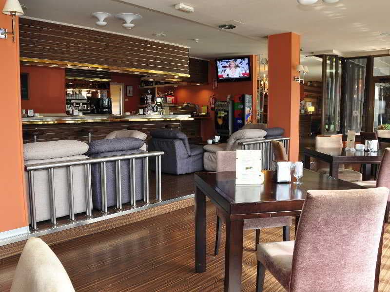 Santiago Apostol, Bar