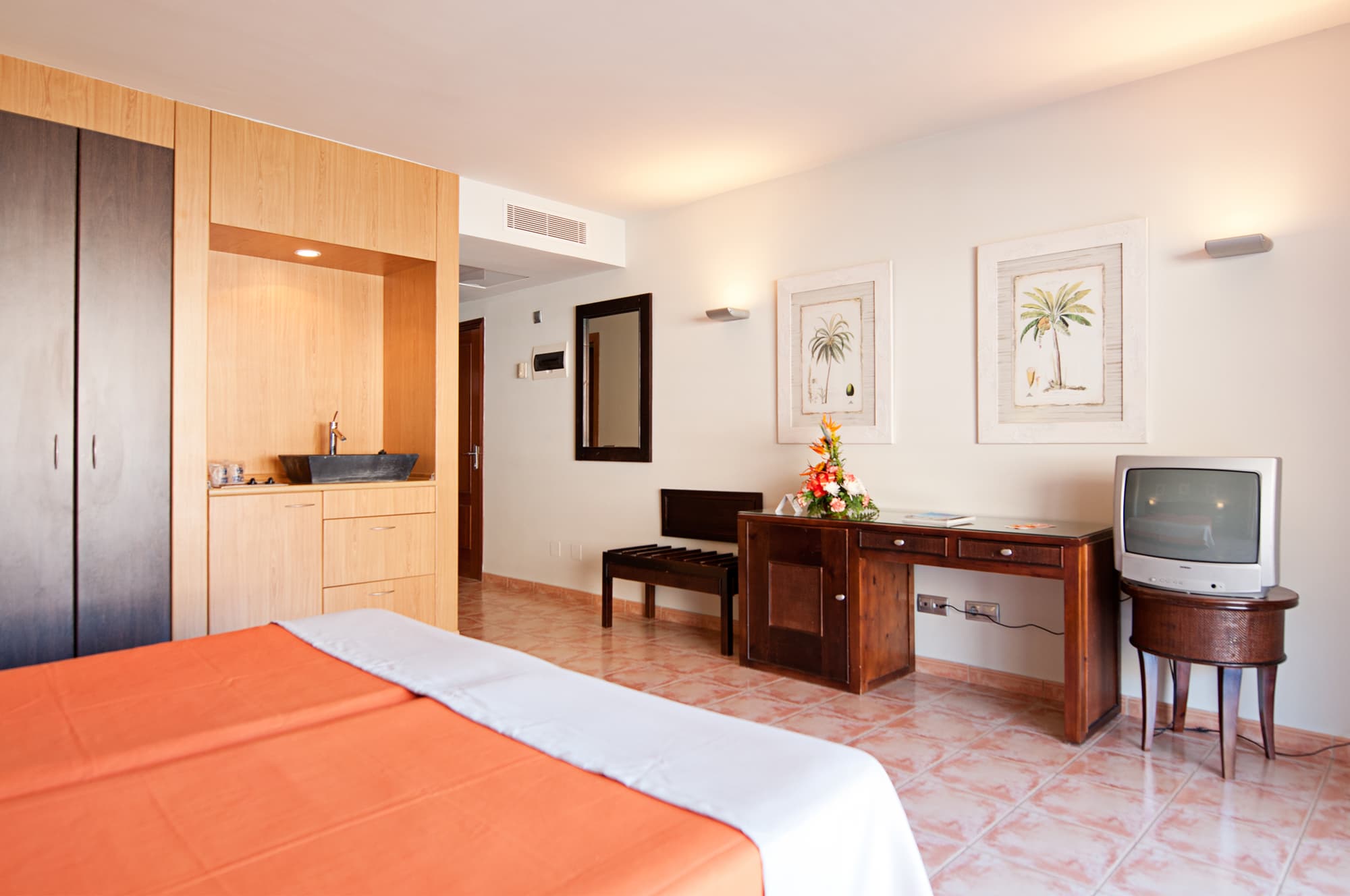 Hotel LIVVO Costa Taurito, Room