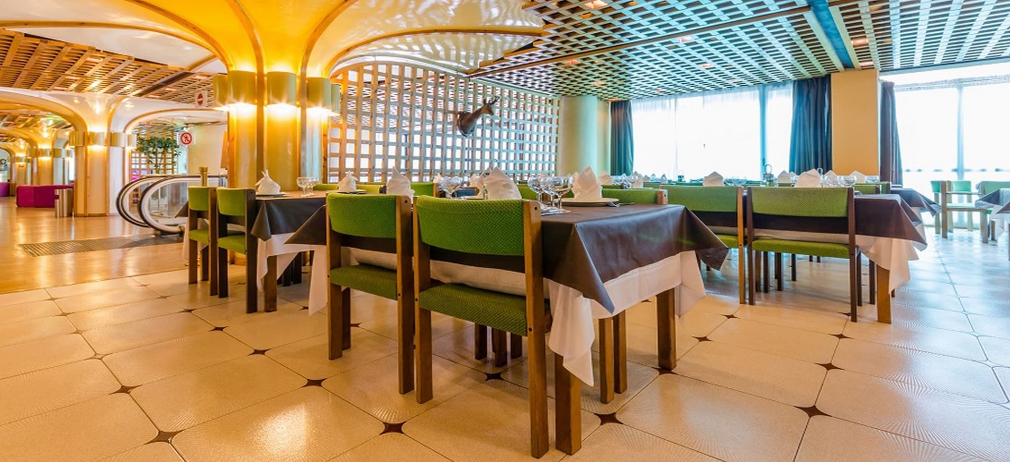 Sant Eloi, Restaurant