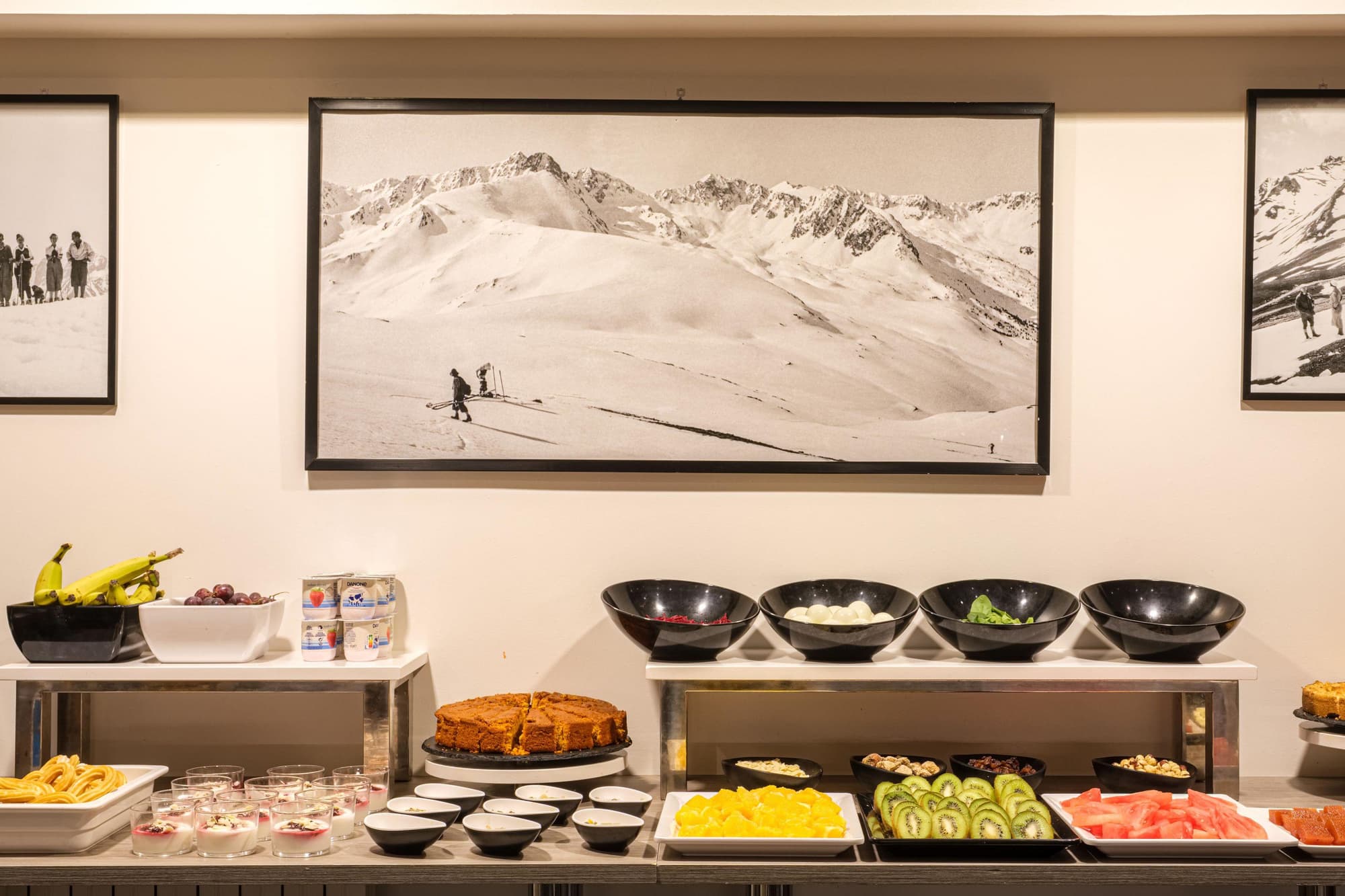 Hotel Caribou, Restaurant