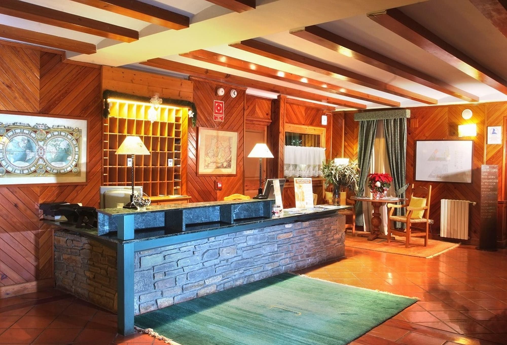 Hotel i Apartaments Vilagaròs, Lobby