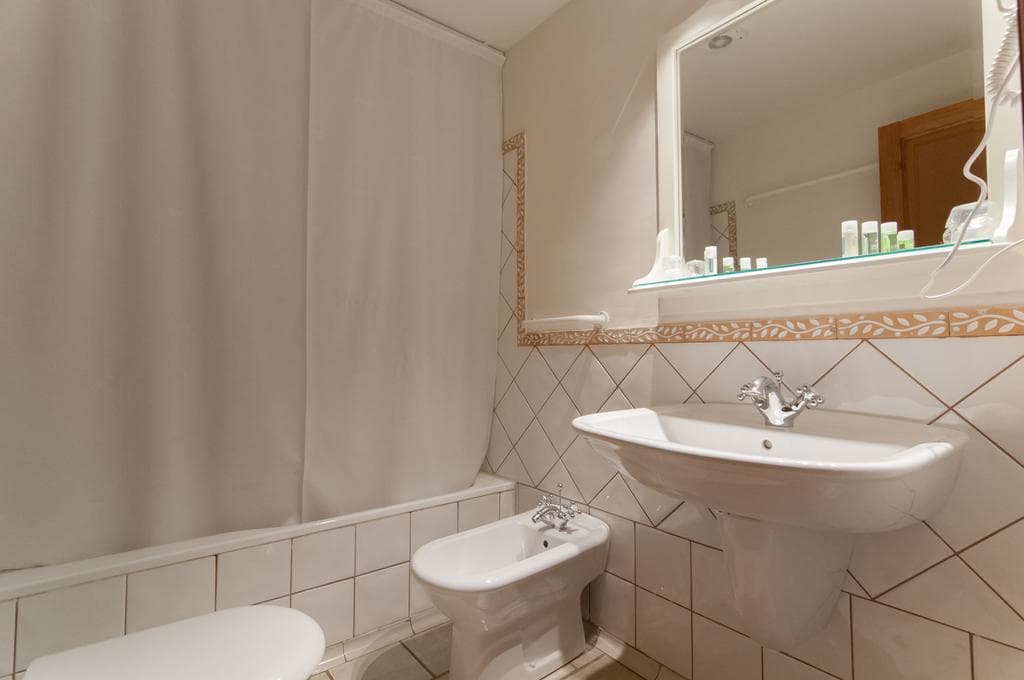 Hotel i Apartaments Vilagaròs, Room