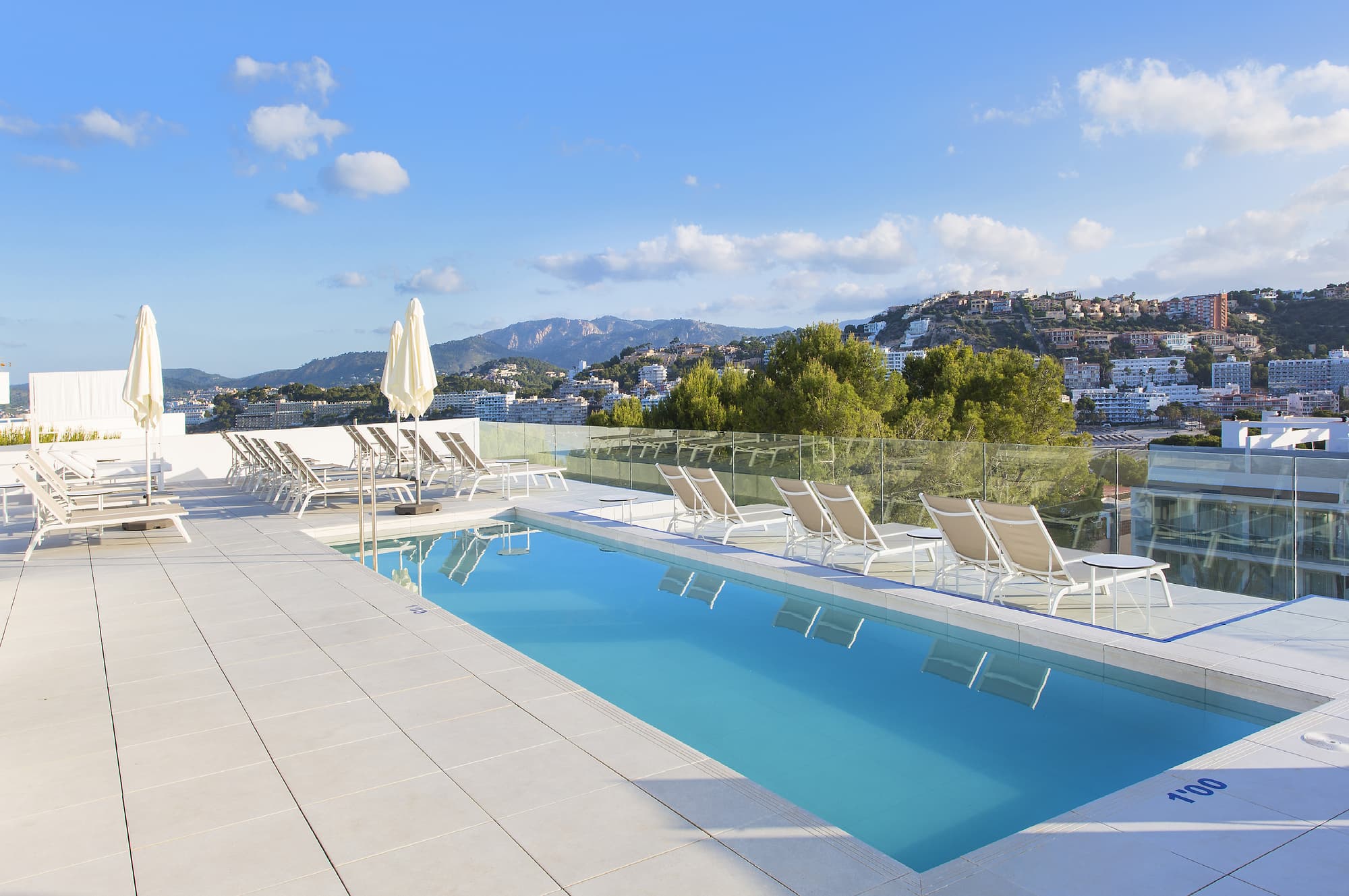 Reverence Life Hotel, Pool